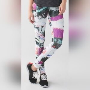 Lululemon Speed Tight III *All Full-On Luxtreme Pigment Wave Multi / Black / Reg
